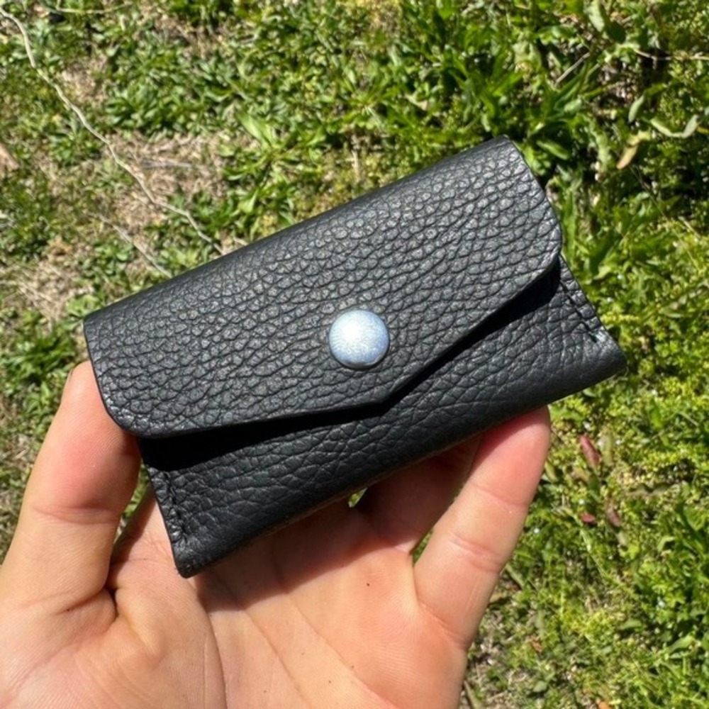 Black‎ full grain leather cardholder